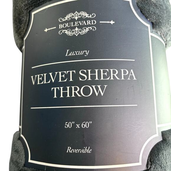 Boulevard Gray Velvet Sherpa Throw Home Bedding Reversible 50"x60" NEW - Picture 5 of 5